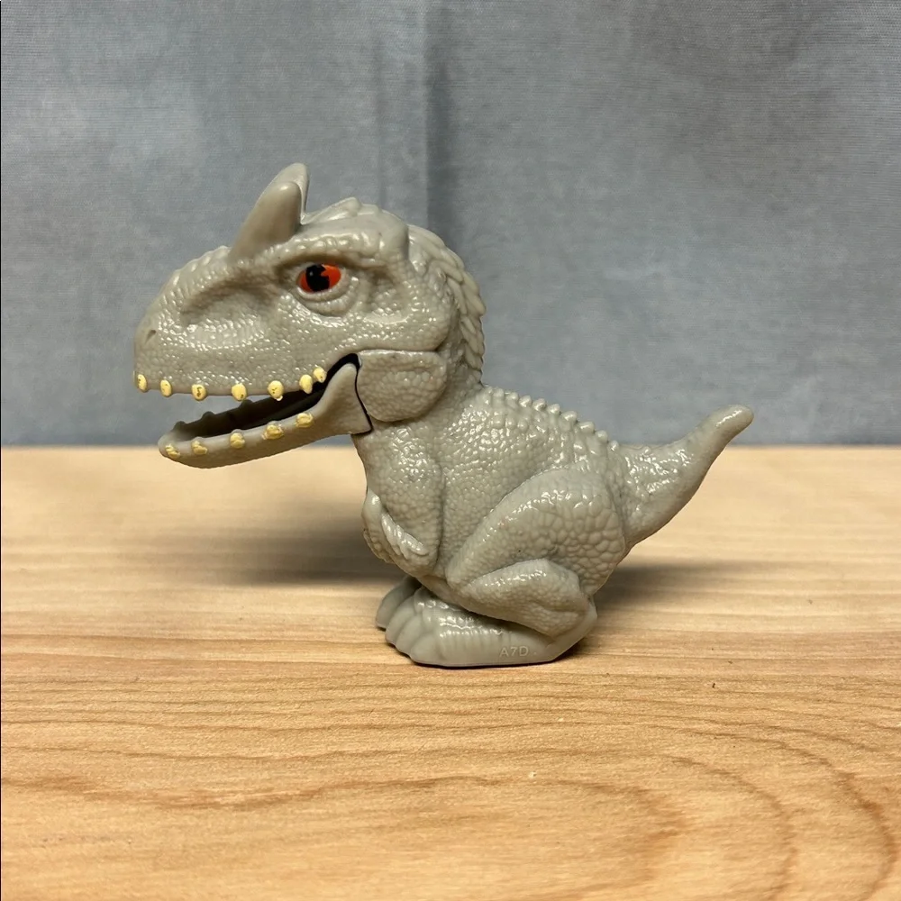 Figurine Mcdonalds 2020 Toy Jurassic World Camp Crétacé Indominus Rex - Canada - Picture 3 of 6